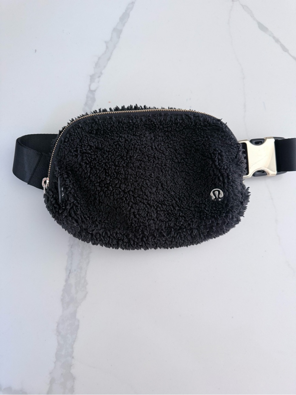 lululemon athletica Black Sherpa Waist Pouch